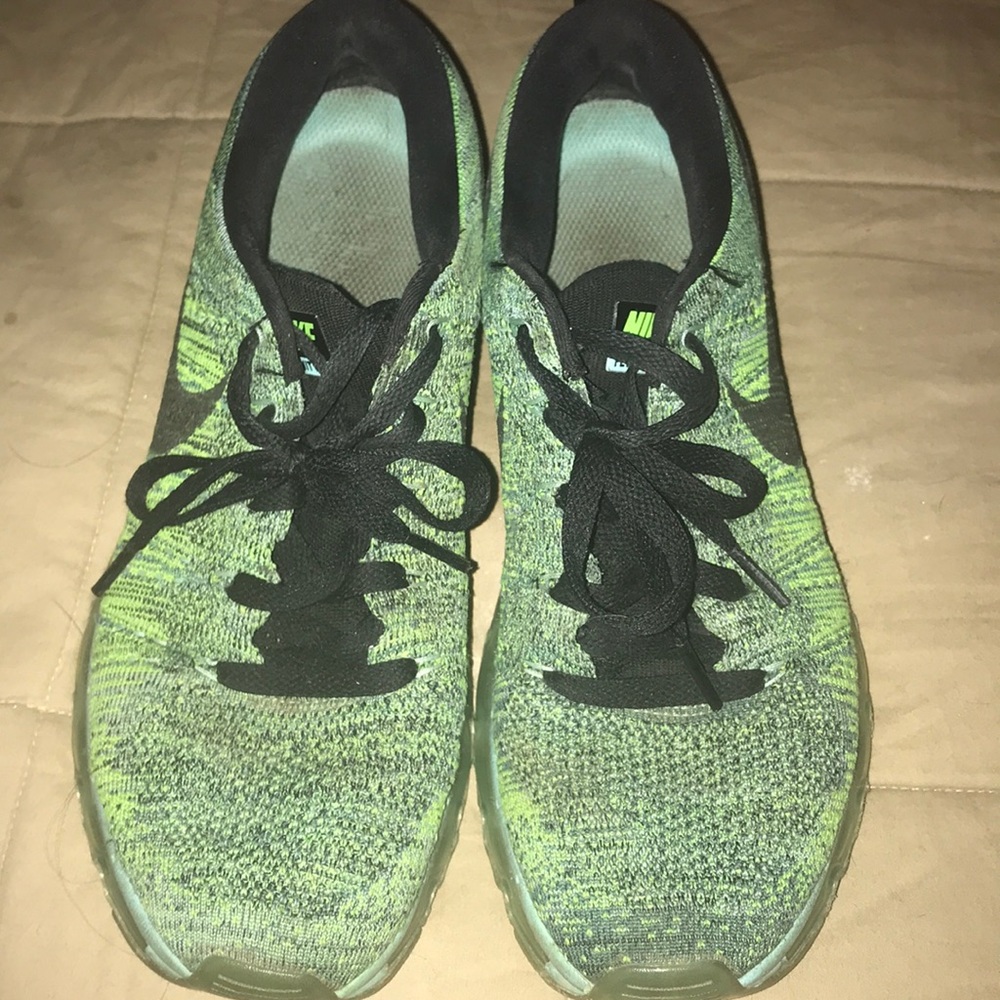 Nike flyknit air max 9